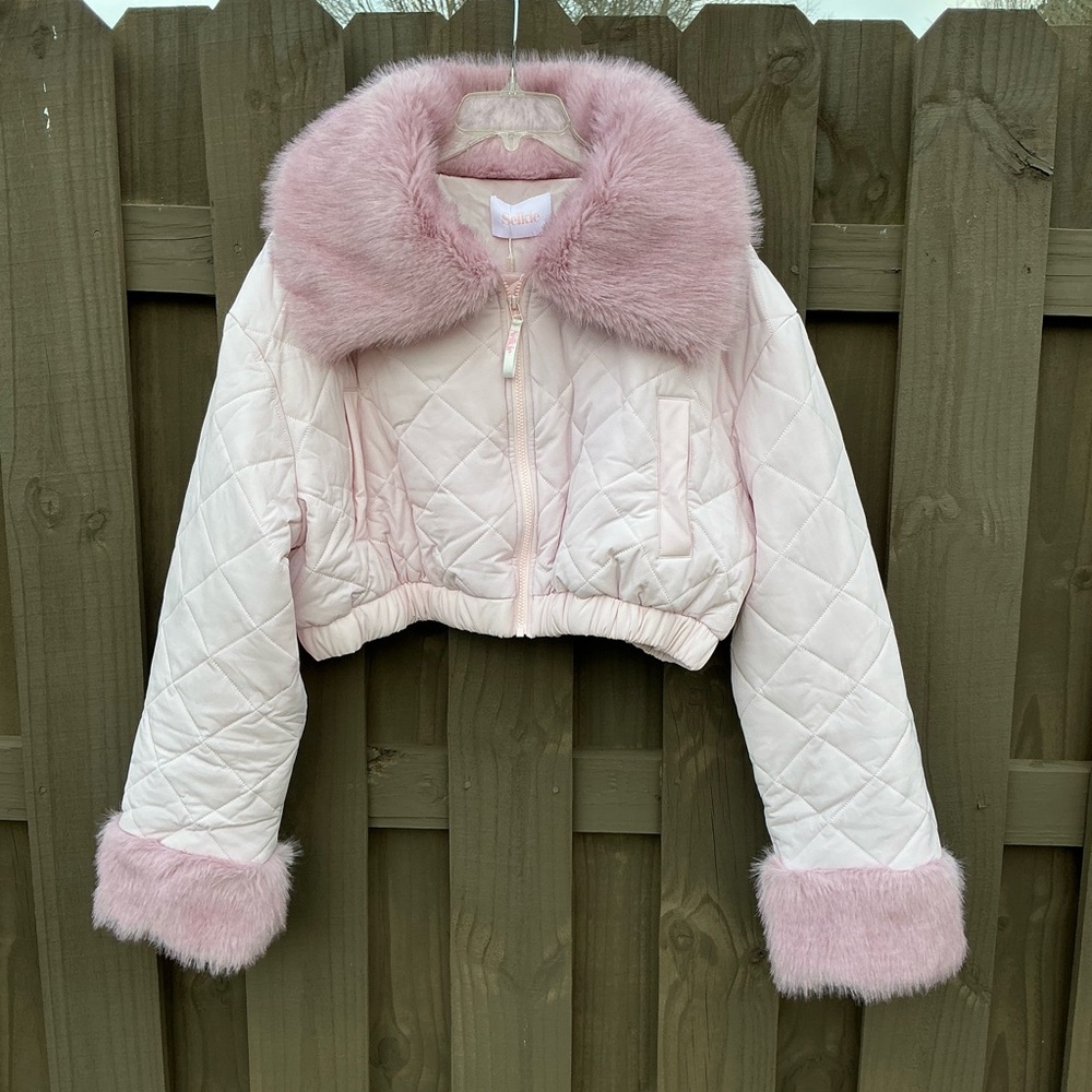 Selkie Baby Pink Cropped Jacket with Faux Fur Trim Size Large NWT
